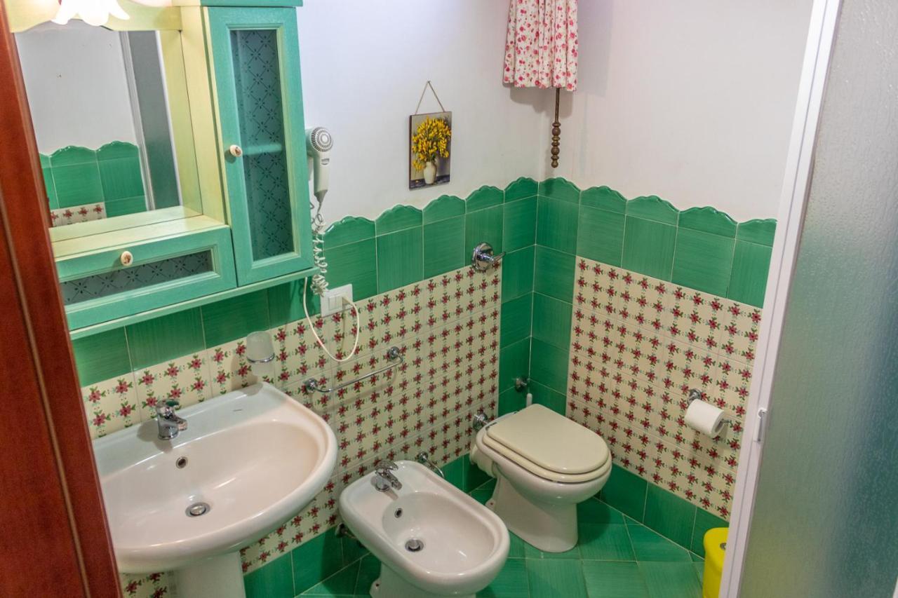 Villa Verde Con Vista Sul Mare San Vito Lo Capo Exteriör bild
